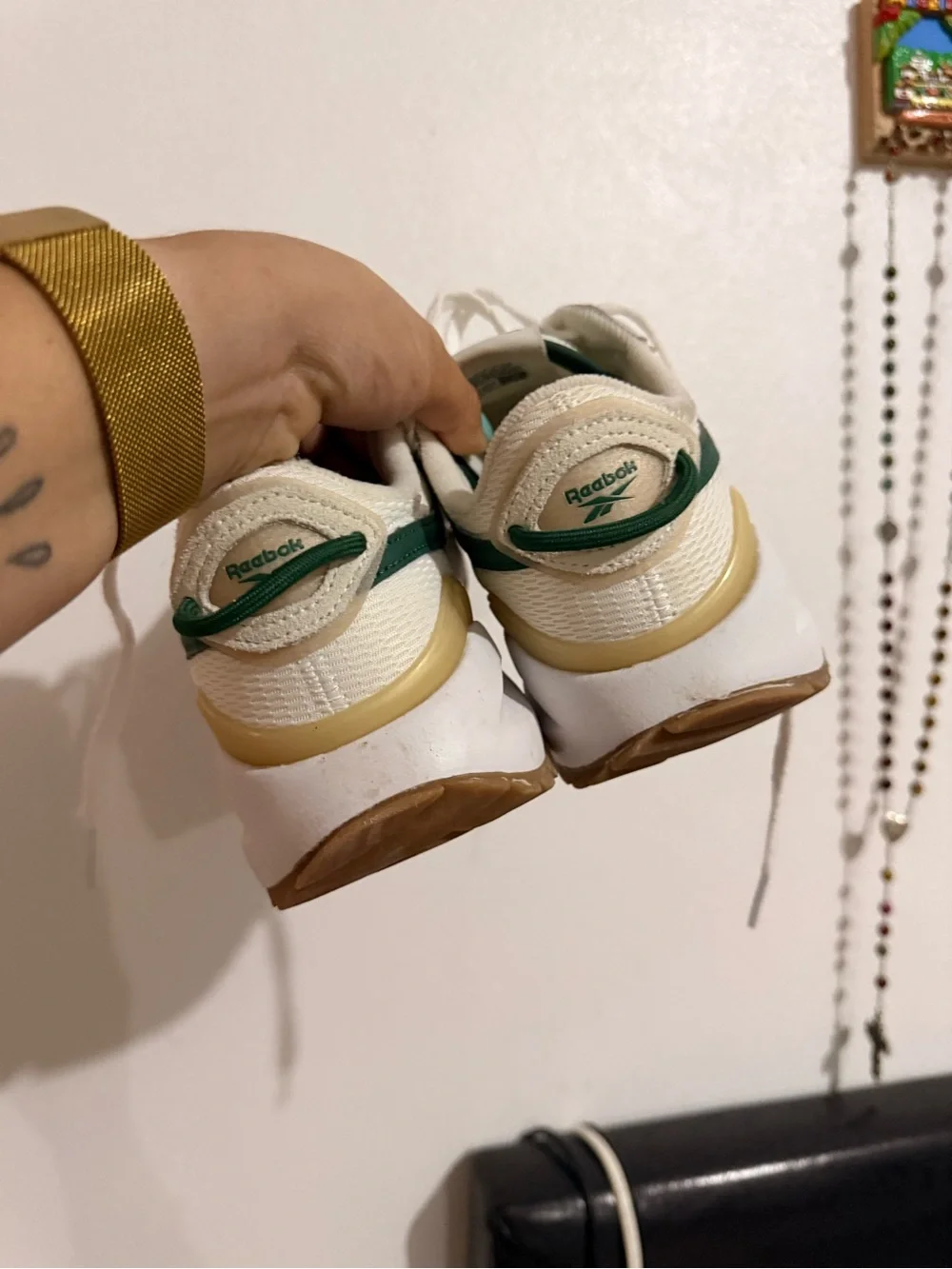 Reebok Retro Sneakers